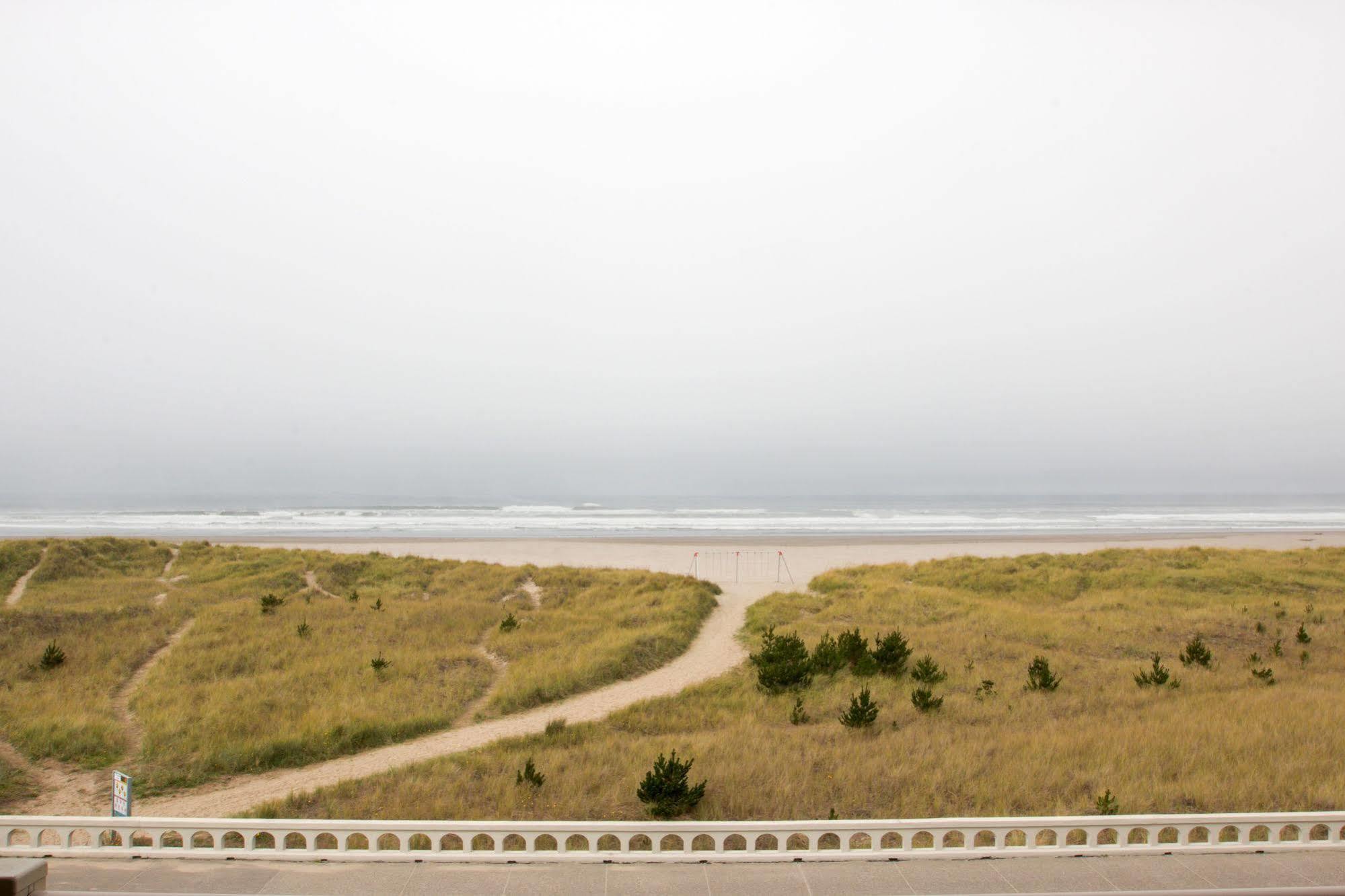 Hi Tide Oceanfront Inn Seaside Dış mekan fotoğraf